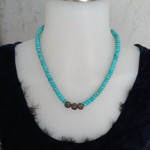 Turquoise Beaded Necklace with Silver Accents